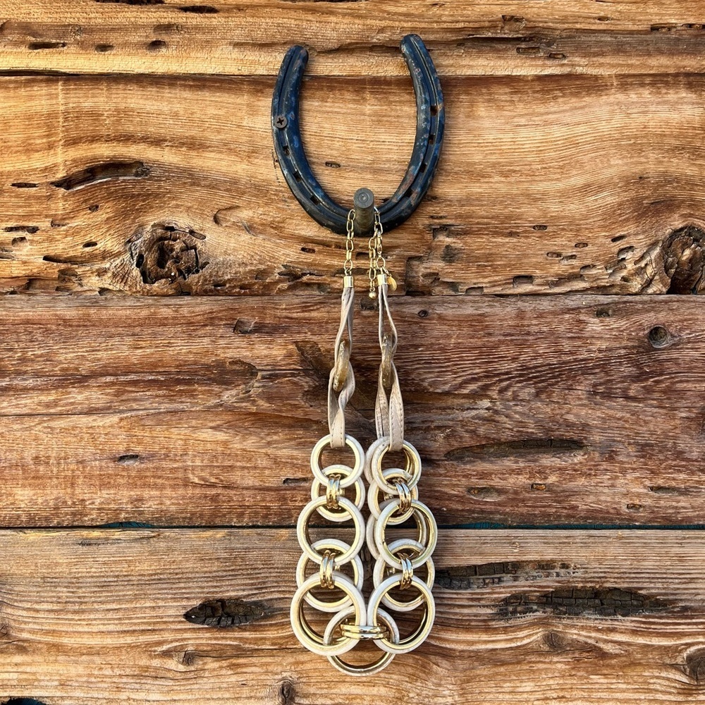 CHICO’S | Gold Tone Circle Necklace